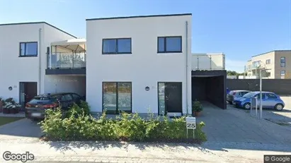 Apartments for rent in Hedehusene - Photo from Google Street View Apartments for rent in Hedehusene - Photo from Google Street View