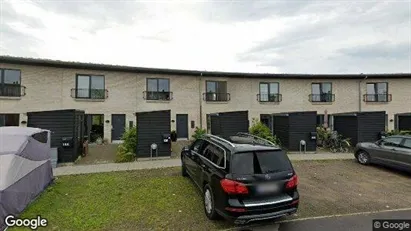 Apartments for rent in Nivå - Photo from Google Street View Apartments for rent in Nivå - Photo from Google Street View